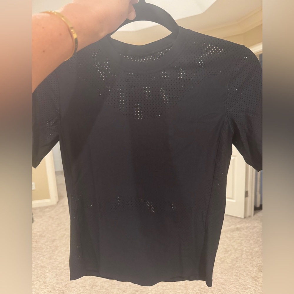 Lululemon Black Perforated Women's Top Canada Olympics size 8